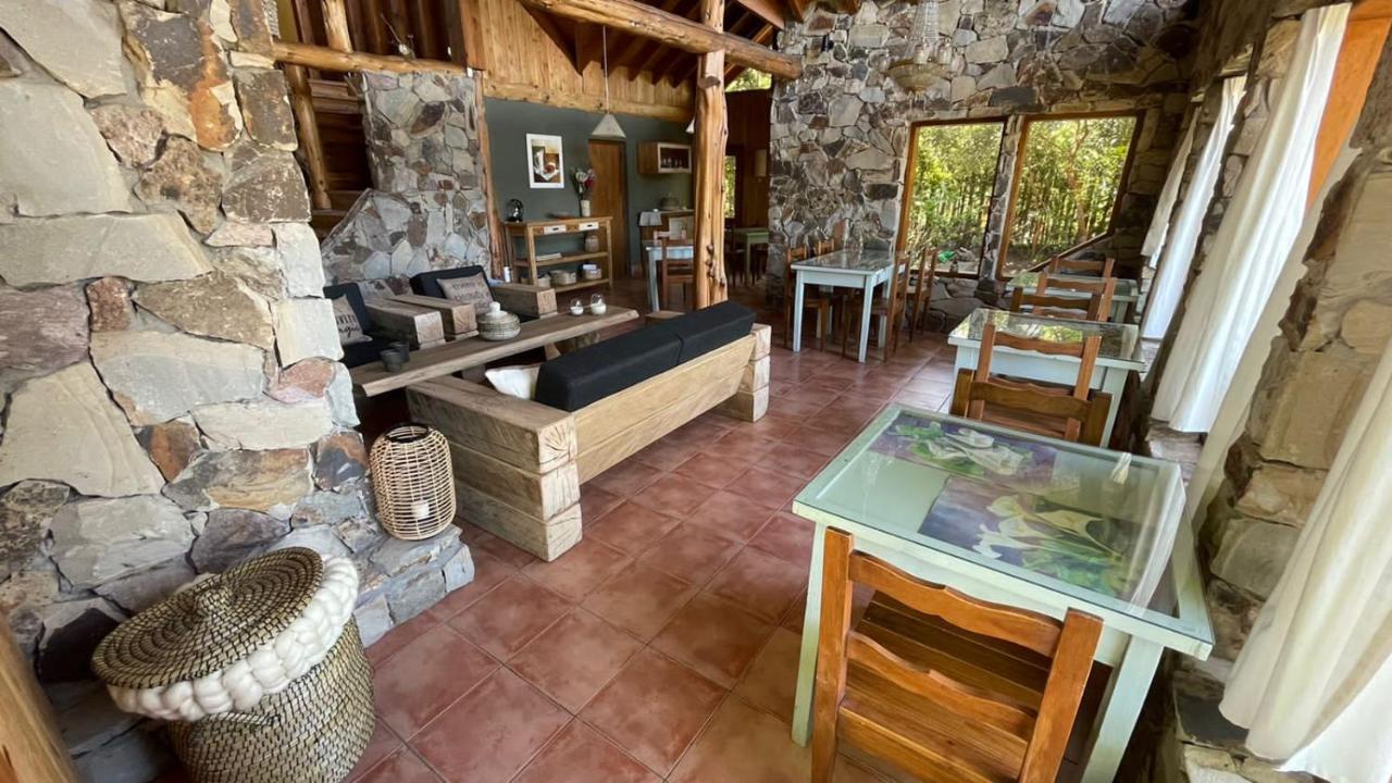 Hosteria Brisas Del Cerro Вила ла Ангостура Екстериор снимка