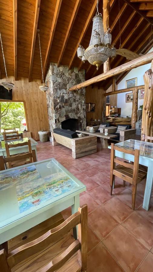Hosteria Brisas Del Cerro Вила ла Ангостура Екстериор снимка